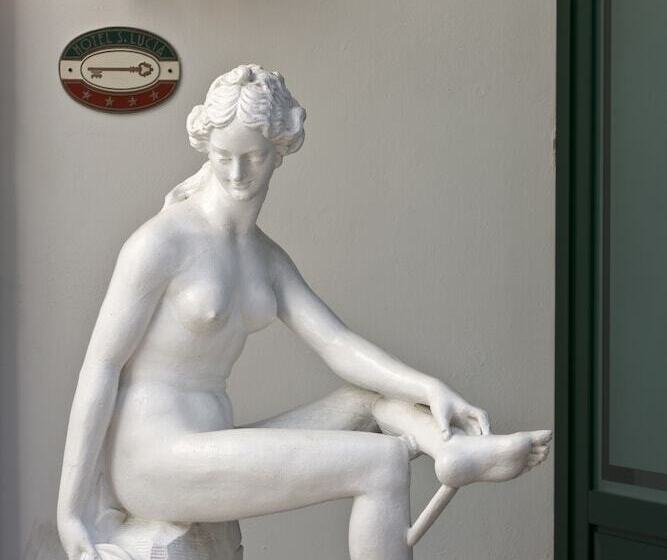 ホテル Santa Lucia