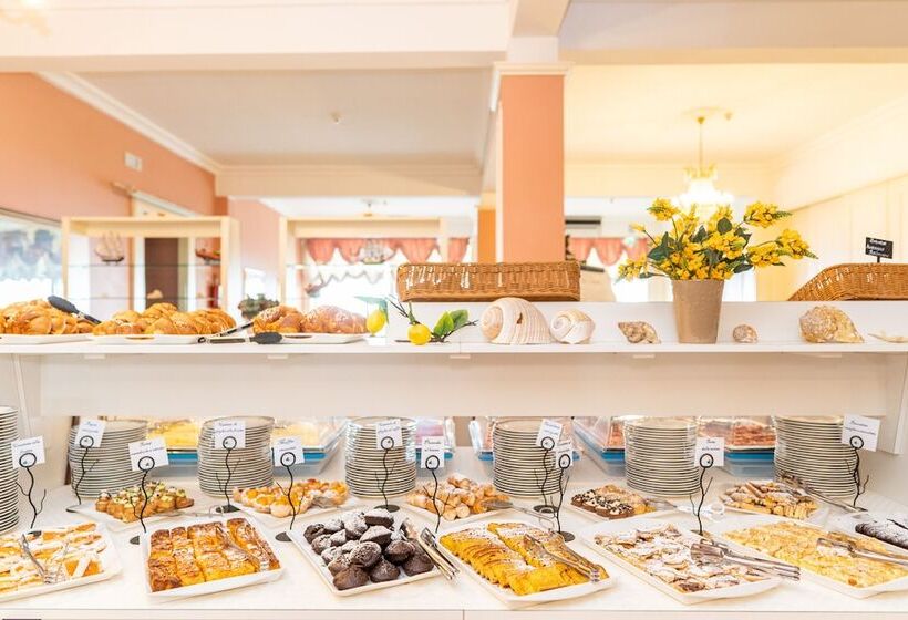 ホテル Santa Lucia