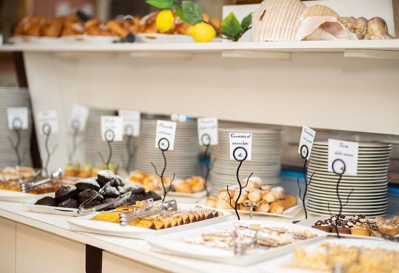 ホテル Santa Lucia