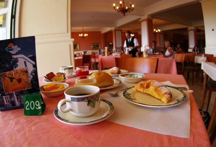 ホテル Santa Lucia