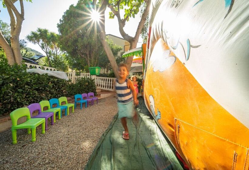 ホテル Santa Lucia