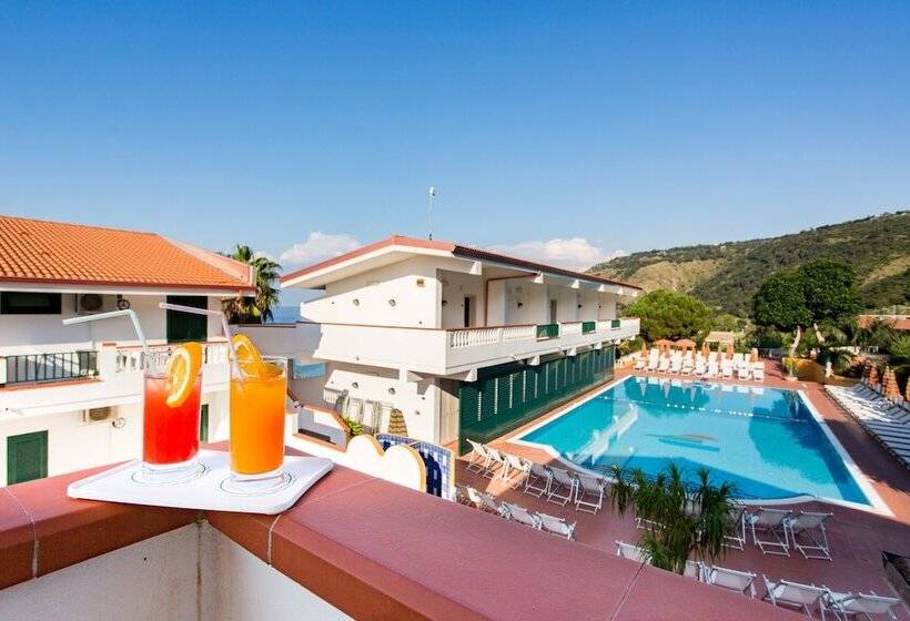 ホテル Santa Lucia