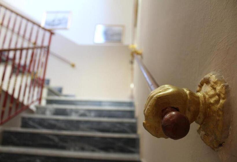 Отель Santuario Pompei