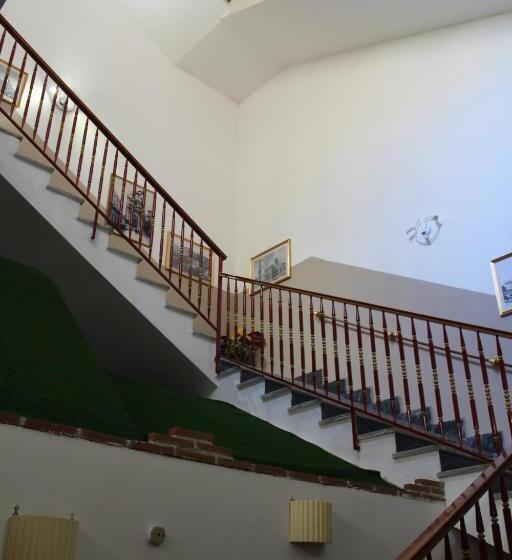 Отель Santuario Pompei