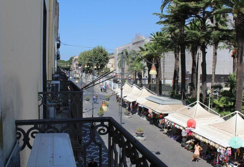 Отель Santuario Pompei