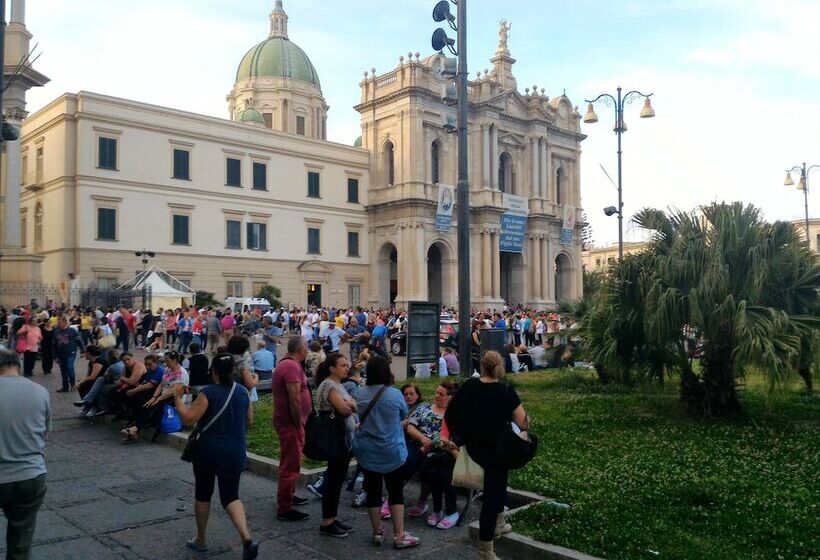 Отель Santuario Pompei
