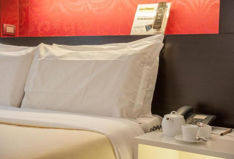 호텔 Savoy