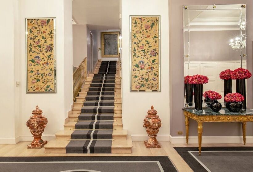 בית מלון כפרי Savoy