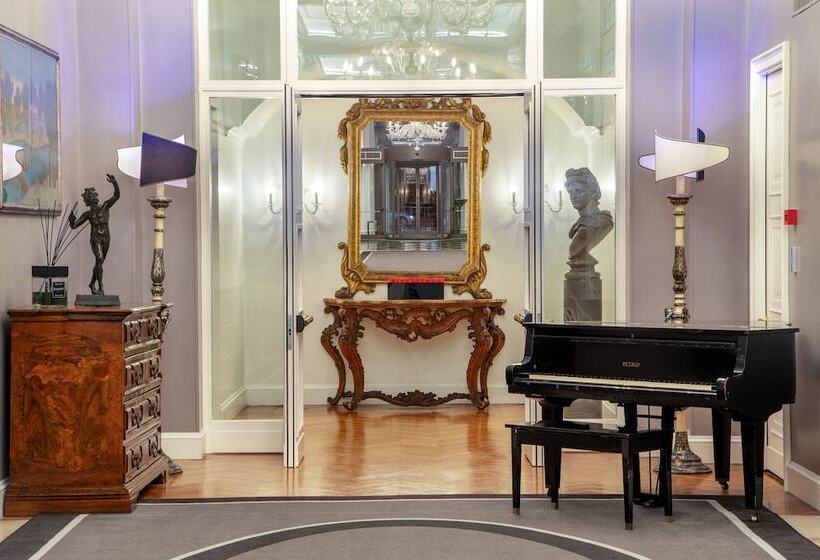 בית מלון כפרי Savoy