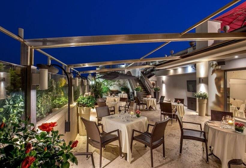 בית מלון כפרי Savoy