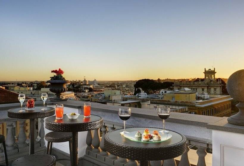 בית מלון כפרי Savoy