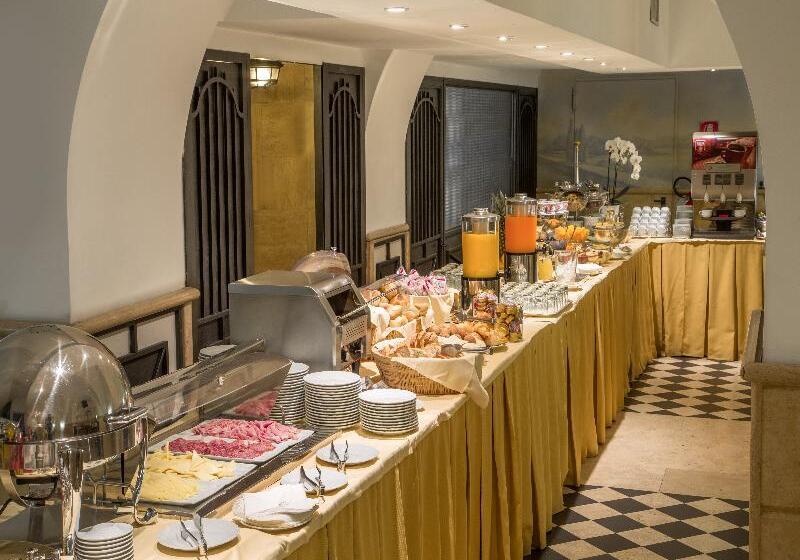 בית מלון כפרי Savoy