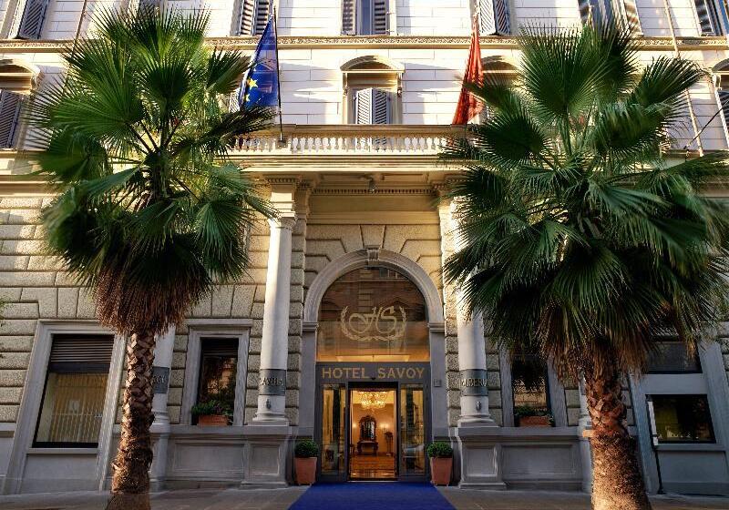 בית מלון כפרי Savoy