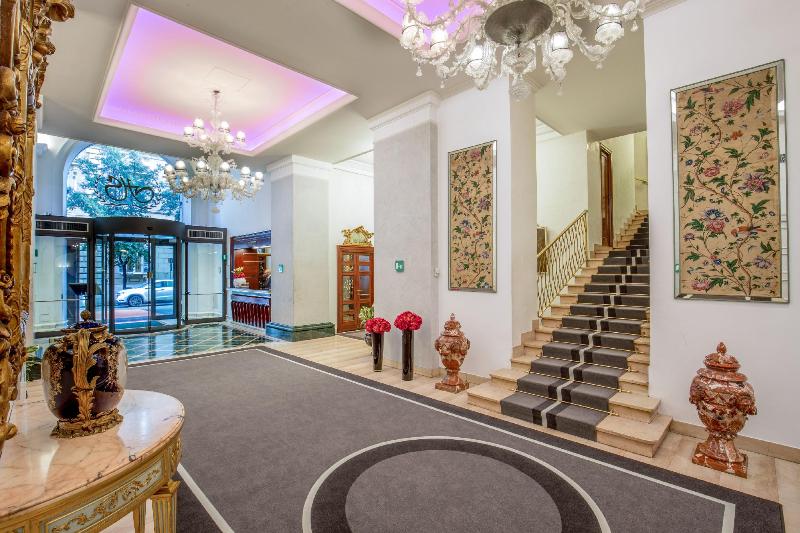 בית מלון כפרי Savoy