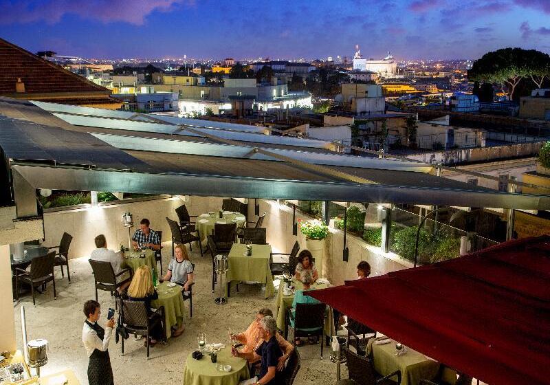 בית מלון כפרי Savoy