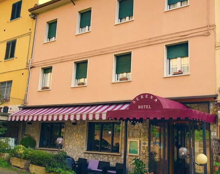 Отель Serena