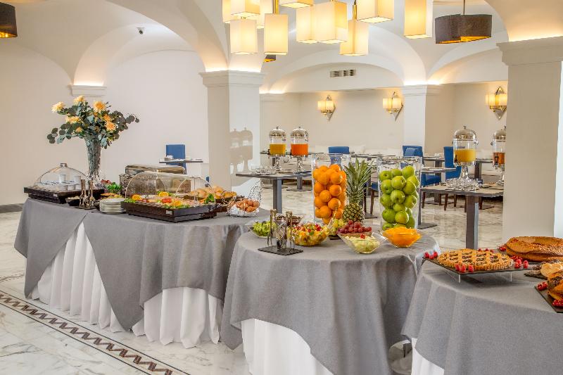 Shangri La Roma By Omnia Hotels