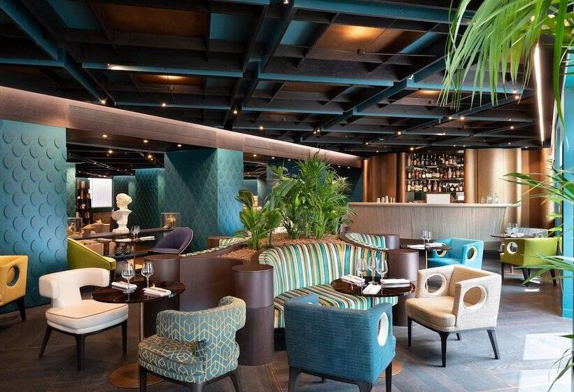 Hotel Sina Bernini Bristol, Autograph Collection