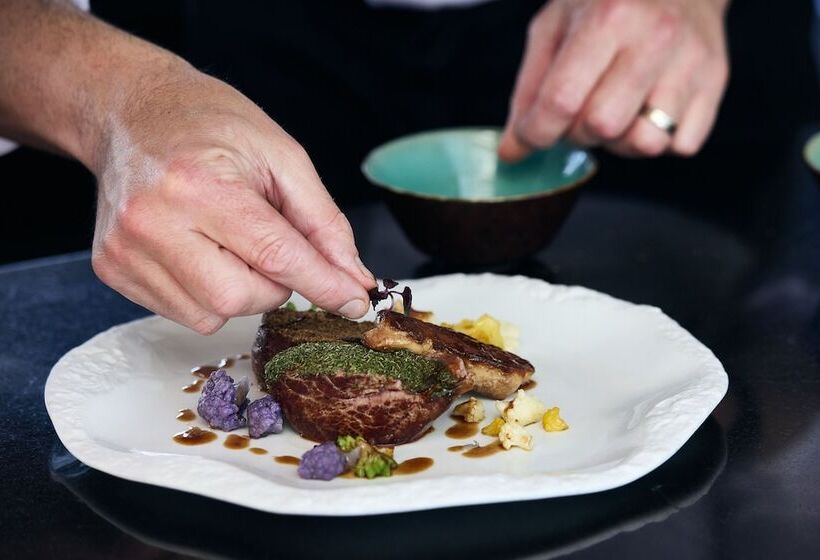 Hotel Sina Bernini Bristol, Autograph Collection