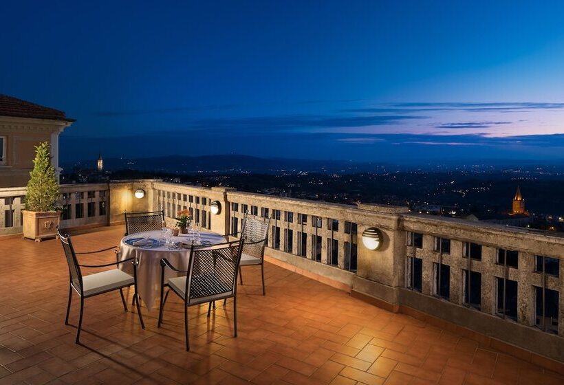 Отель Sina Brufani