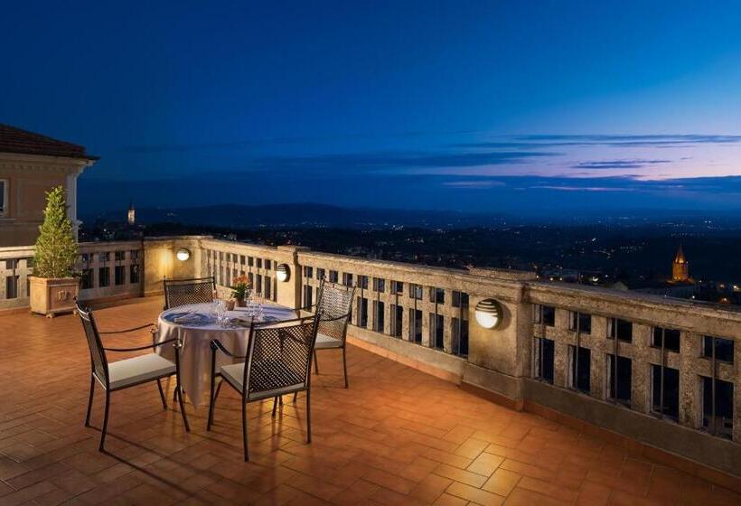 Отель Sina Brufani