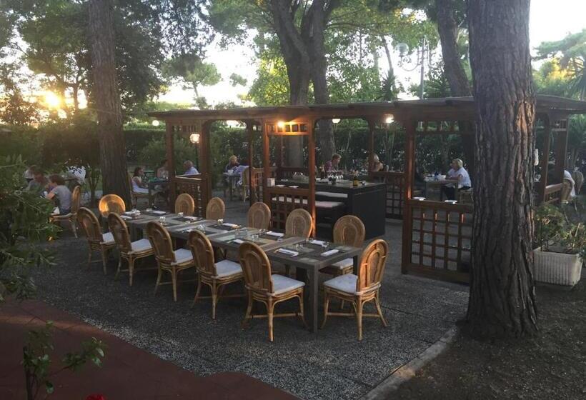 فندق & Restaurant Storyville