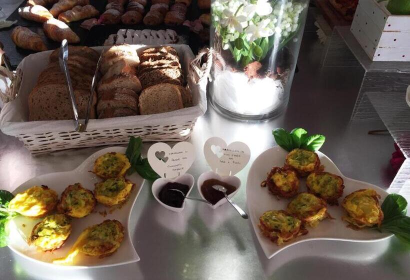 호텔 & Restaurant Storyville