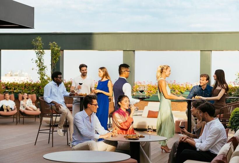 هتل The Westin Palace, Milan