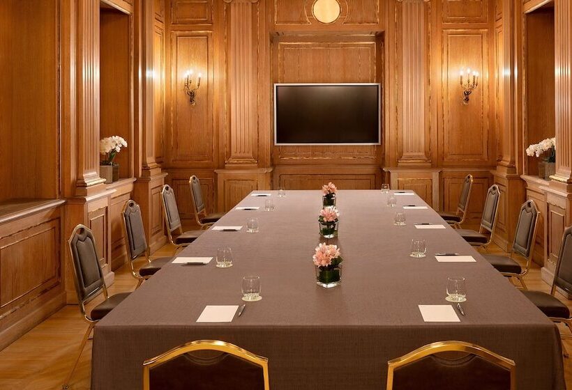 هتل The Westin Palace, Milan