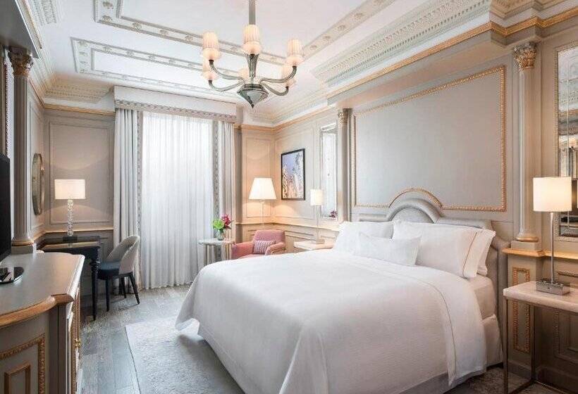 هتل The Westin Palace, Milan