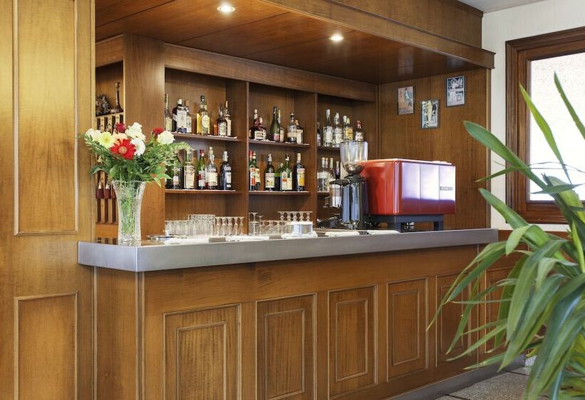 בית מלון כפרי Tre Laghi