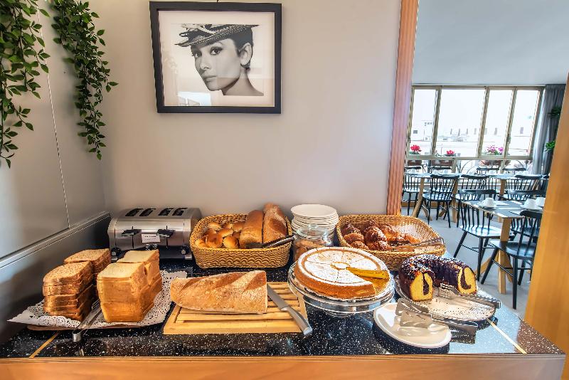 בית מלון כפרי Tritone