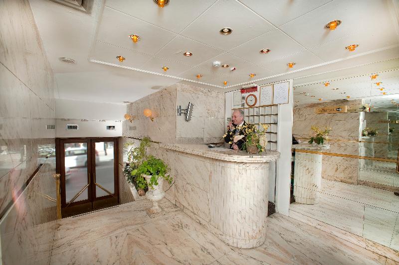 בית מלון כפרי Tritone