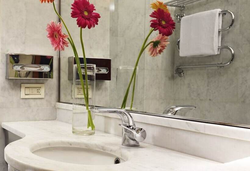 Unahotels Mediterraneo Milano