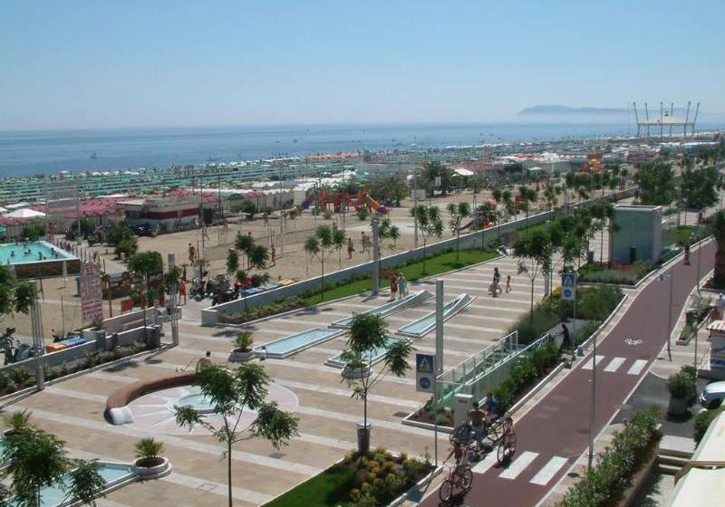 Отель Vienna Touring