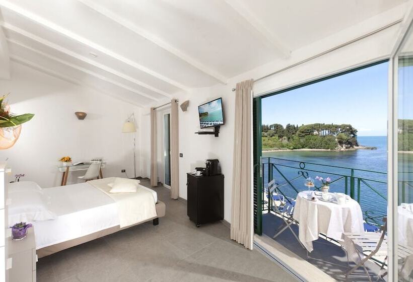 فندق Villa Domizia