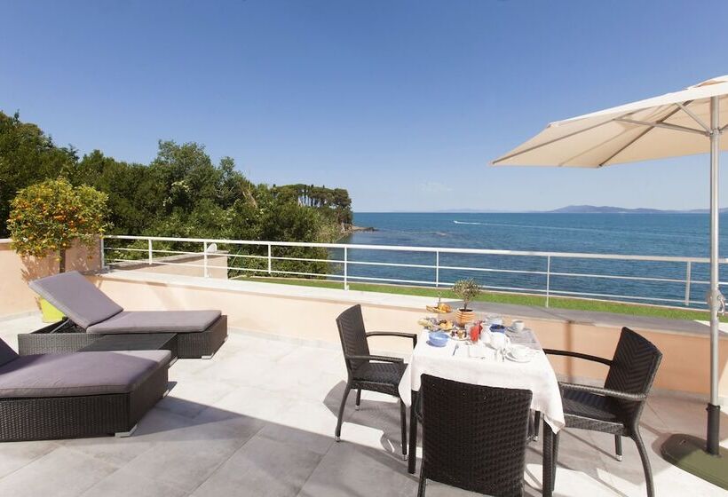 فندق Villa Domizia