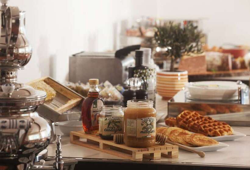 فندق Villa Domizia