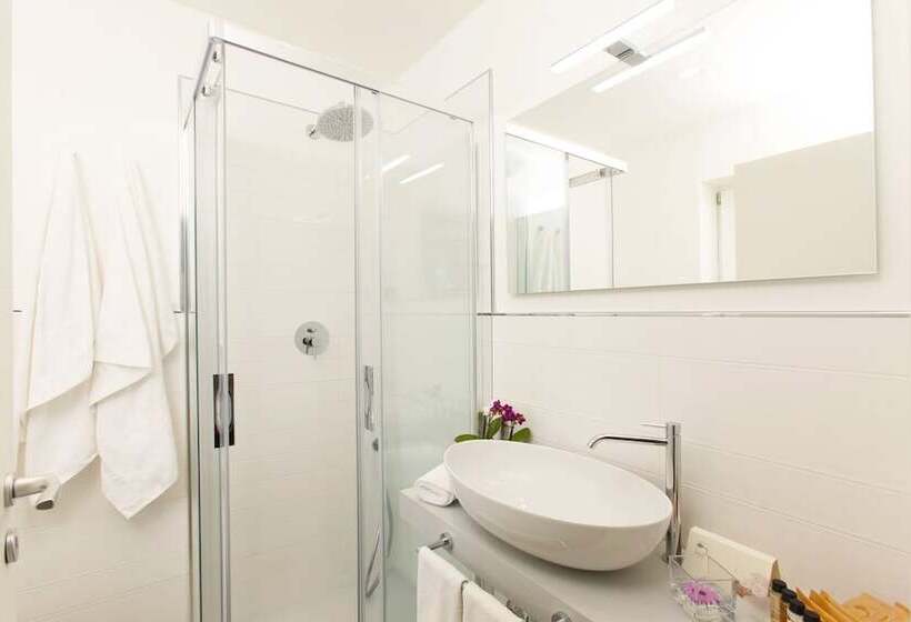 فندق Villa Domizia