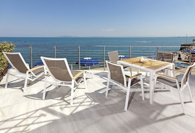 فندق Villa Domizia