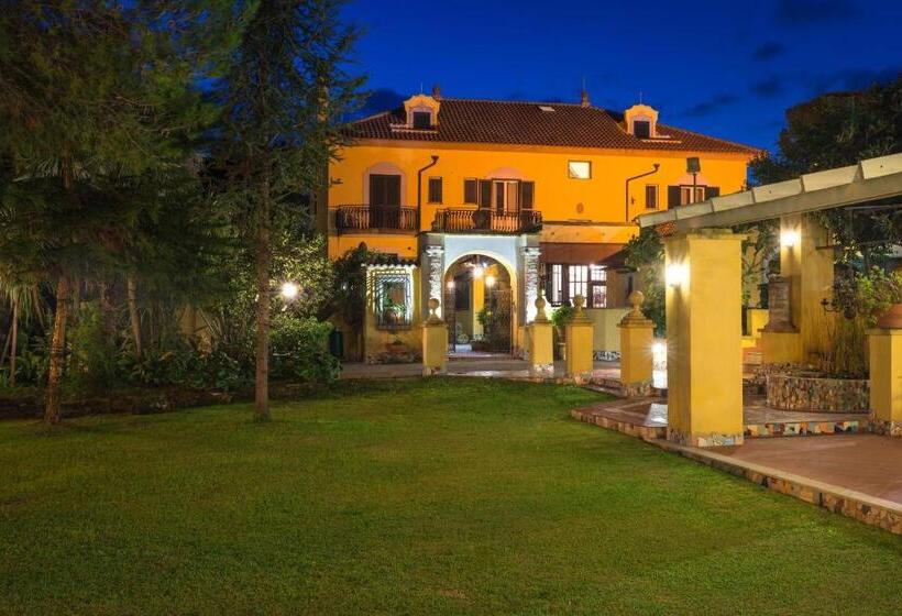 هتل Villa Rita