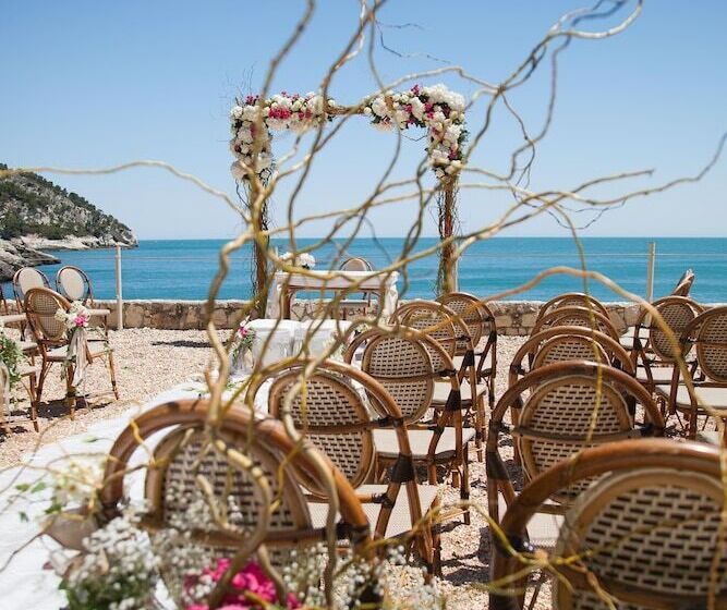 Pugnochiuso Resort Hotel Del Faro