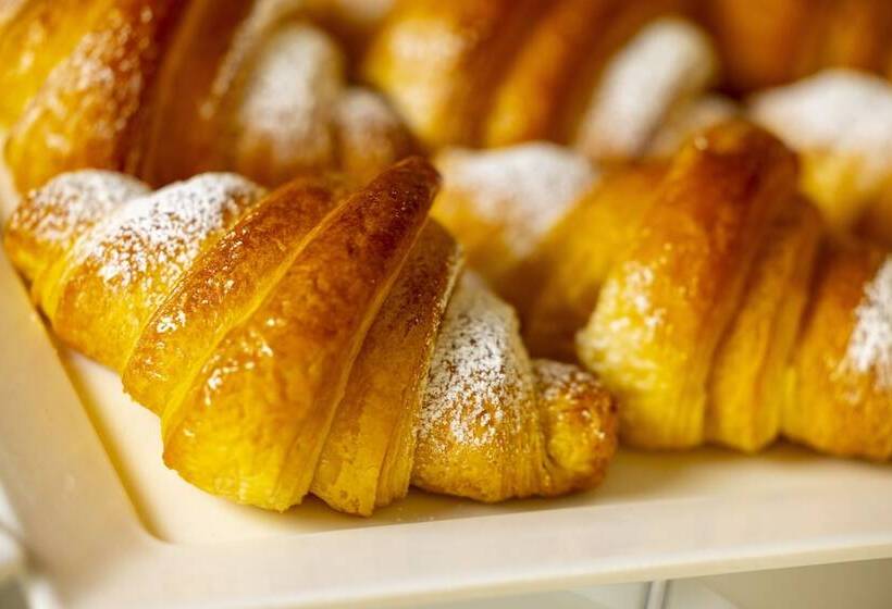 Pugnochiuso Resort Hotel Del Faro