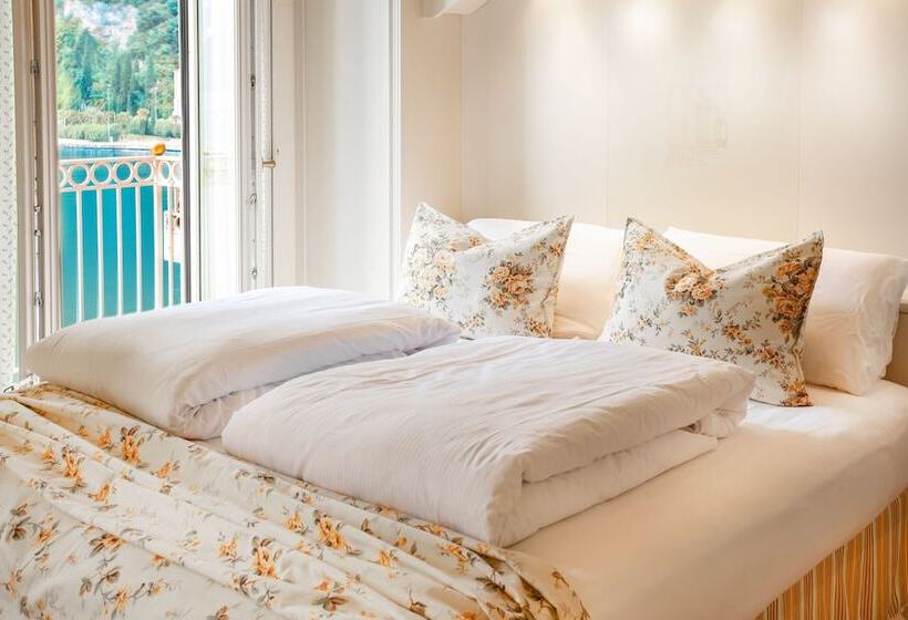 Резиденция Bellavista Lakefront Hotel & Apartments