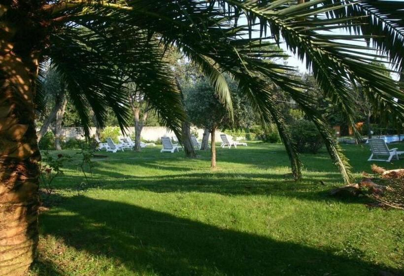 דירת נופש Savoia Apartments