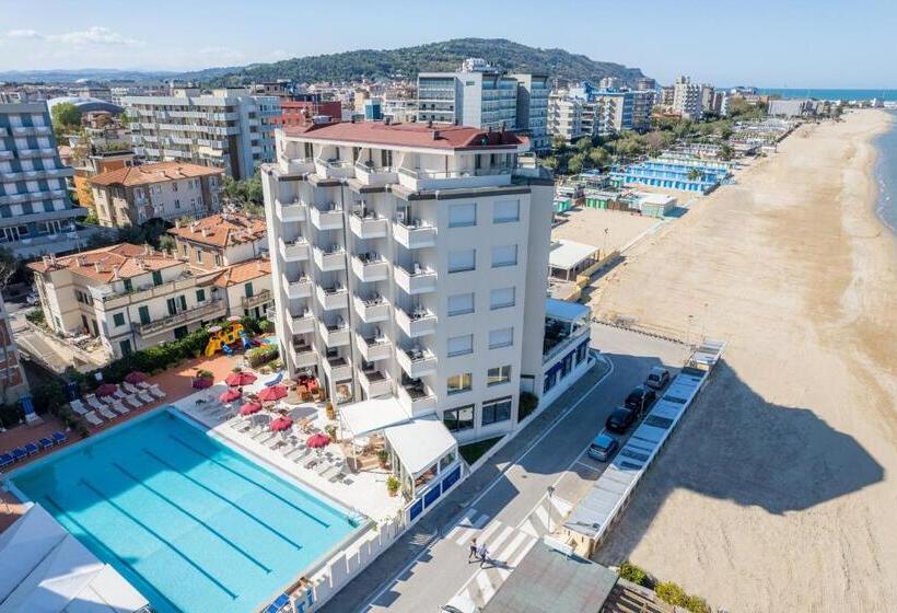 리조트 Unahotels Imperial Sport