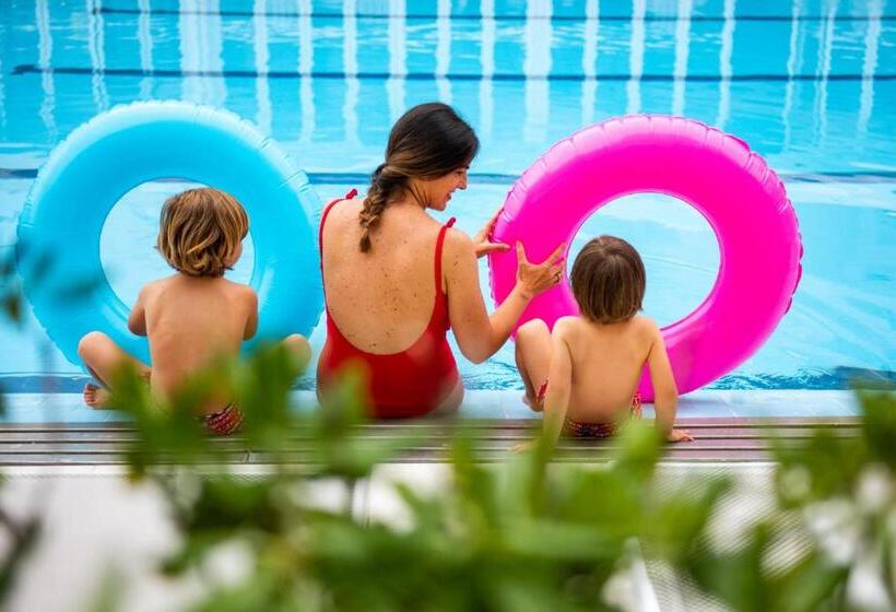 리조트 Unahotels Imperial Sport