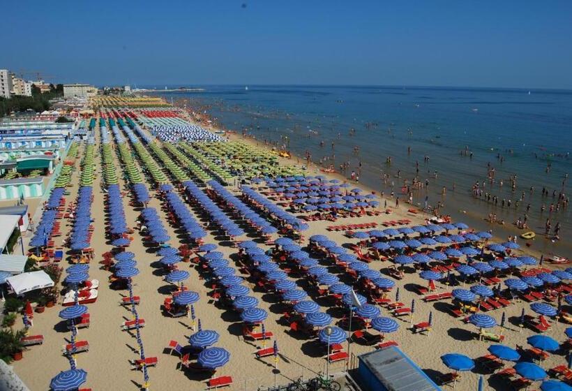 리조트 Unahotels Imperial Sport