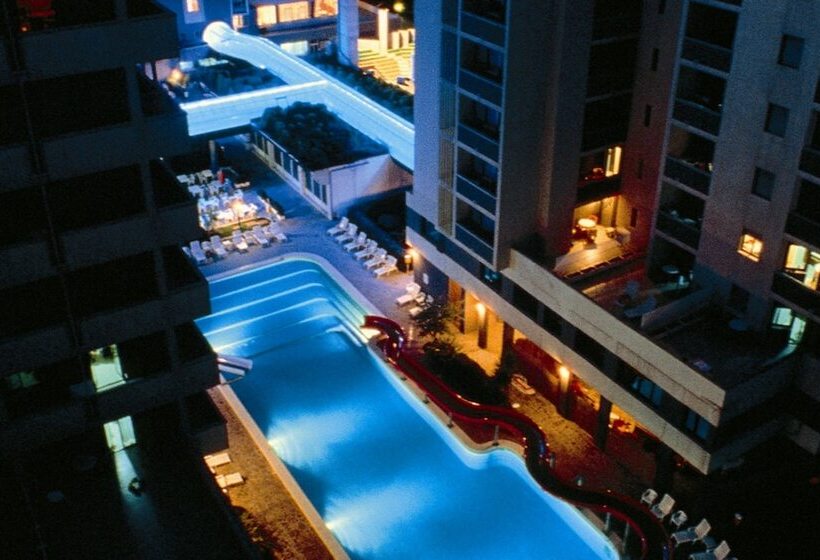 酒店 Serena Majestic