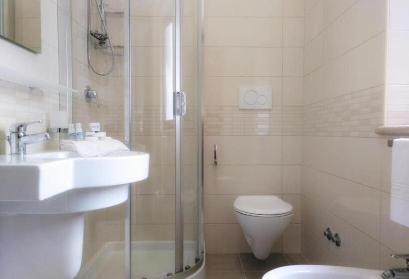 Villaggio Turistico La Mantinera